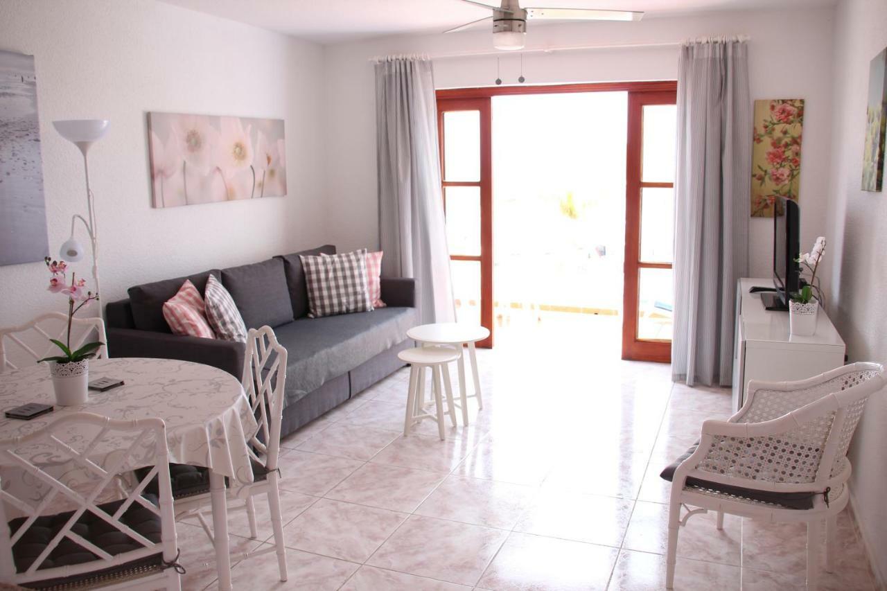 Royal Palm Aparthotel Los Cristianos  Exterior photo