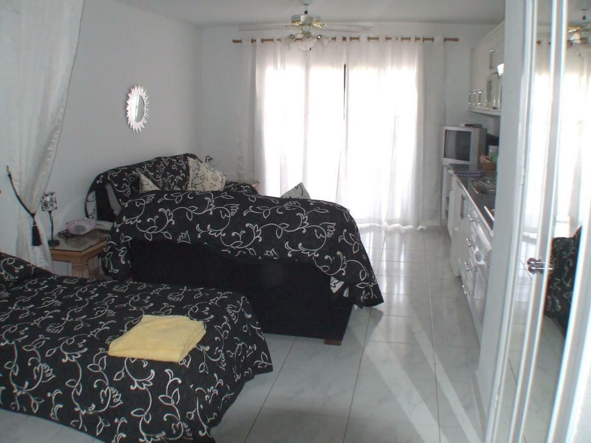 Royal Palm Aparthotel Los Cristianos  Exterior photo